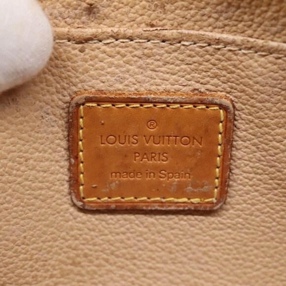 LOUIS VUITTON Monogram Pochette Cosmetic PM Pouch - Picture 14 of 15